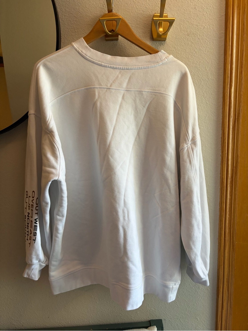 Lululemon Perfectly Oversized Crew *Chicago Size 8 - Picture 4 of 7